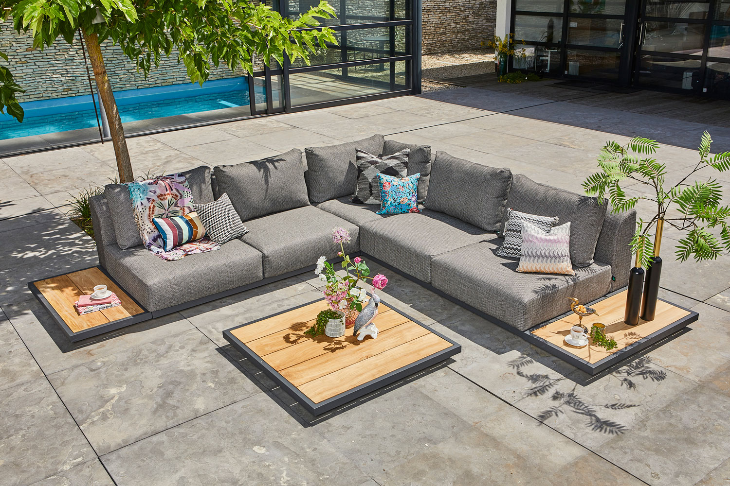 Loungeset_SUNS_Kota_mrg_slateofgrey_2x2_mood_02_1500