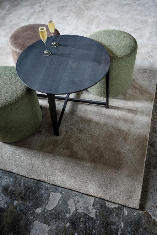 Tube anthracite Detail 1